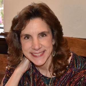 Meet your Posher, Julia